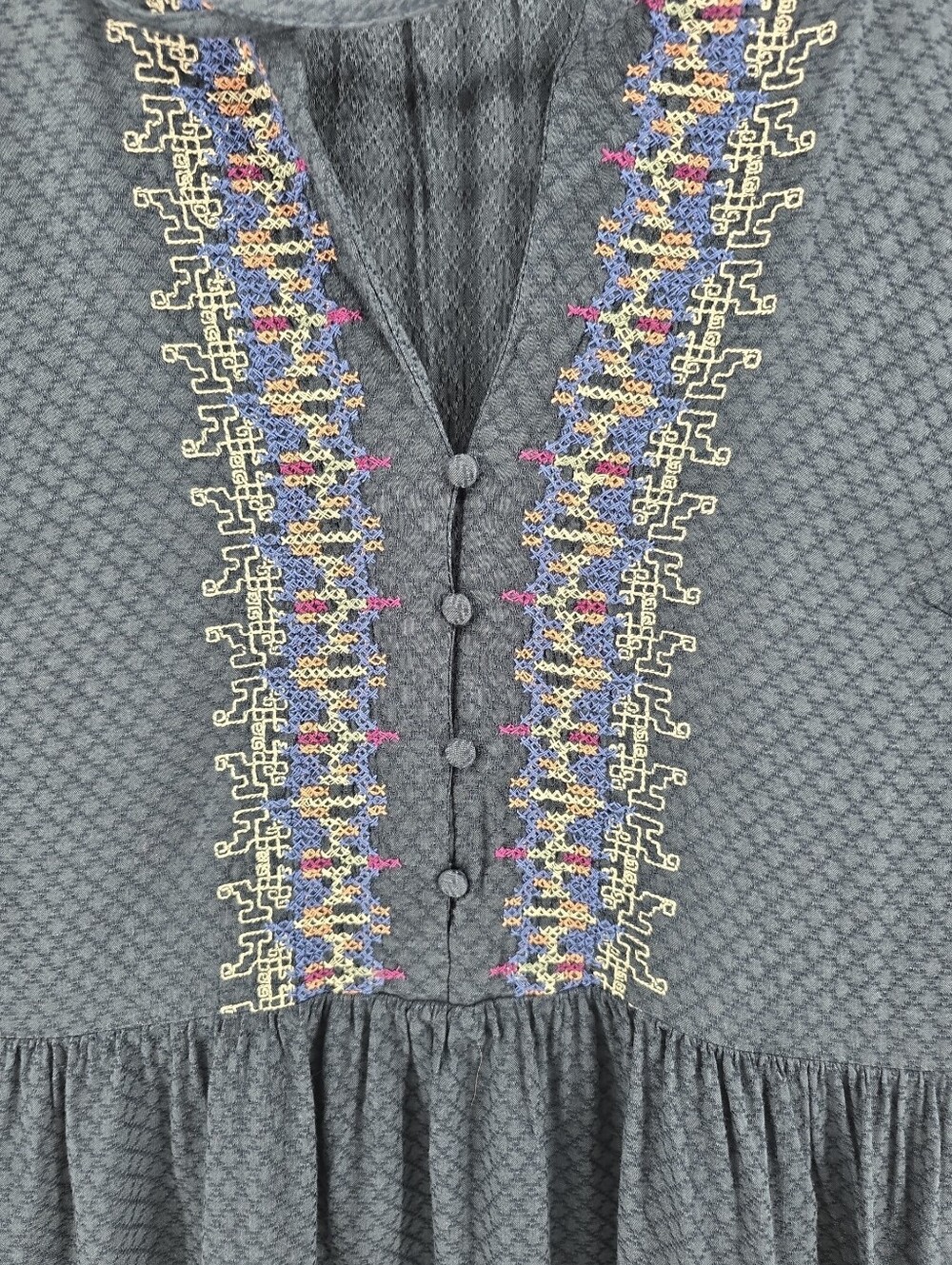 Knox Rose Balloon Sleeve Embroidered Dress in Navy Size Large Long Sleeves - Picture 10 of 12